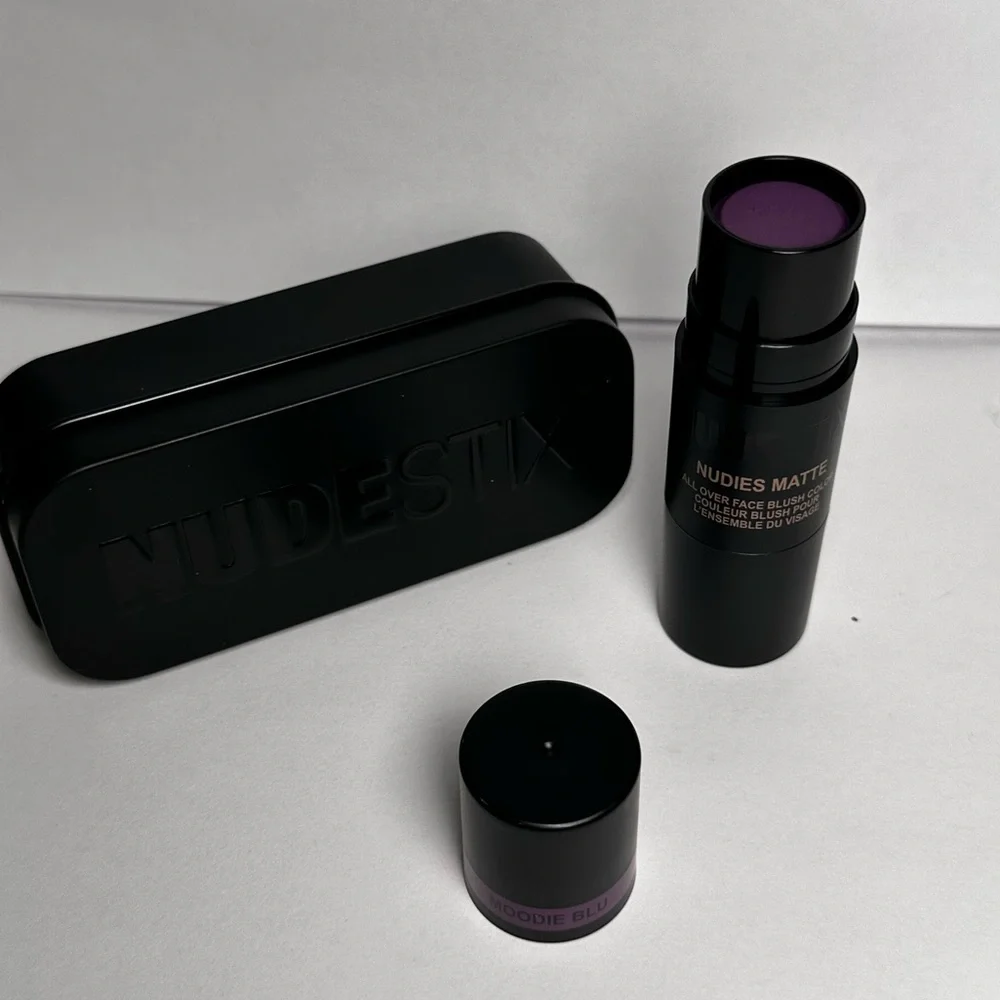 Moodie Blu - 🆕 NUDESTIX Nudies Cream Blush Stick (Matte Finish) NIB